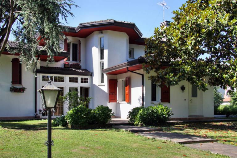 B&B Vanessa House